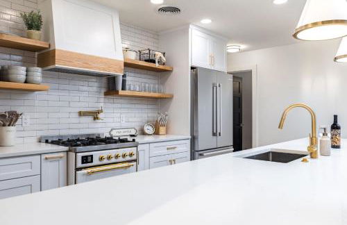 Lake View Modern Farmhouse Hot Tub 2 Suites - Foto 34