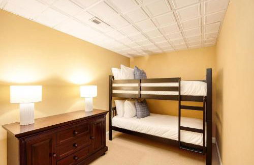 Hot Tub, Deck w/ Breathtaking Mountain Views - Foto 28