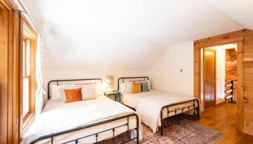 Berkshire Vacation Rentals: Private Cabin On Over 12 Acres Of Woods - Foto 5