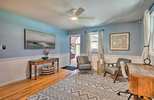 Decked-Out Home Hot Tub, Pool, Fire Pit and More! - Foto 4