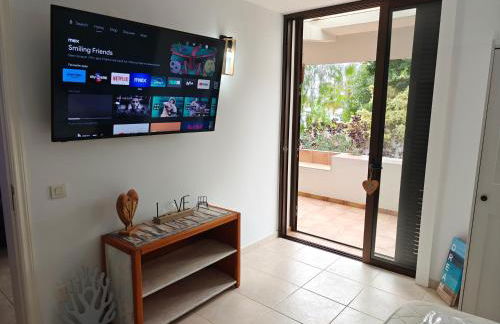 MARAVILLA Suite Seaside by lAmOnDaos - Heated Pool - - Foto 31