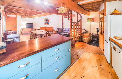 2 Bedroom Awesome Home In Les Cabannes - Foto 7