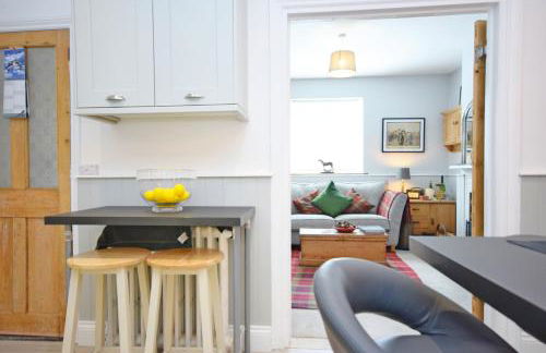 Sparrow Cottage - Westbourne - Photo 9