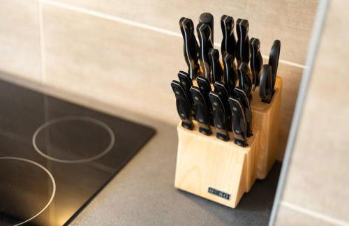 Apartments am Neuen Theater - Parkplatz nach Verfügbarkeit - Altstadt - Küche - Wifi - Powered by Ko-Living - Foto 28