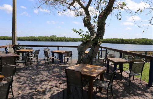 Beautiful New Luxury Townhome with Private Beach and Swimming Pools - Foto 74