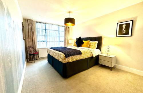 Stunning New 2 Bedroom Apartment - Next to the Beach - Great Location - FREE Parking - Fast WiFi - Smart TV - sleeps up to 4! Close to Purbeck, Corfe Castle, Sandbanks, Poole & Bournemouth - Foto 10