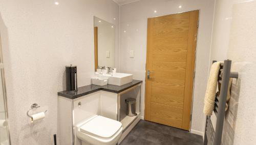 New 2 bed apartment with stunning views of Arthur Seat Mountain - Foto 5