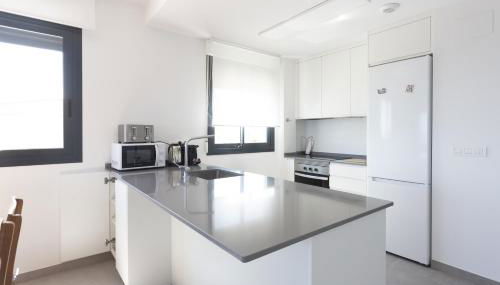 AT Almirall II - Photo 4