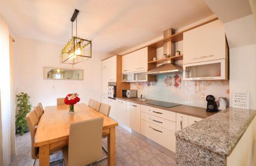 Apartment Ante with Jacuzzi & Seaview - Foto 14