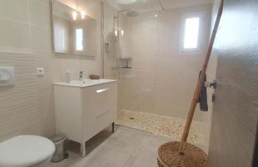 Très belle Résidence vue mer et piscine chauffée - BACCALOCATION - Foto 60