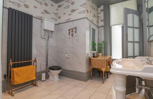 Ismay Billiard Room Apartment - Titanic Interest - Foto 18