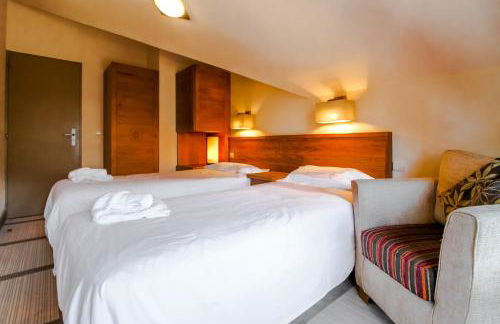 Exceptional 3 bed Penthouse with fireplace and stunning views - Foto 65