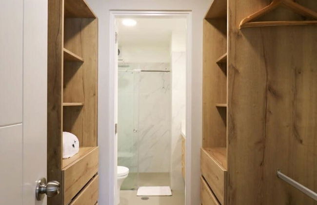 w Spectacular 1BR With Balcony in Miraflores - Photo 22