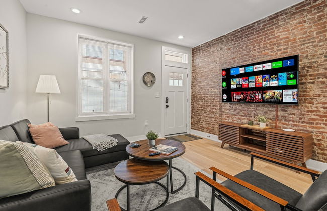 Trendy & Cozy Fishtown Game Room - Foto 1