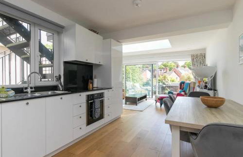 Super Chic Apartment in Beautiful Sunninghill - Pass the Keys - Foto 8