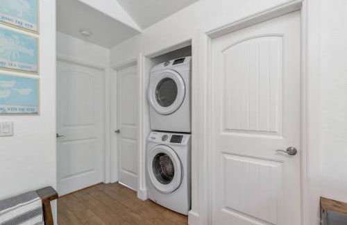 Cozy Cottage • 2 King Beds • Grove • Kayaks • Washer/Dryer - Foto 13