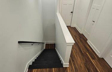 Charming 3 Bedroom house near Downtown IN - Photo 32