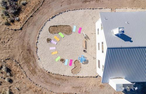 Luxury Shasta Vista Retreat & Basecamp - Sauna & Jacuzzi - Foto 17