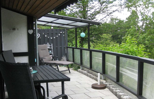 Wooden Bungalow With a Terrace, in a Wooded Area - Foto 28