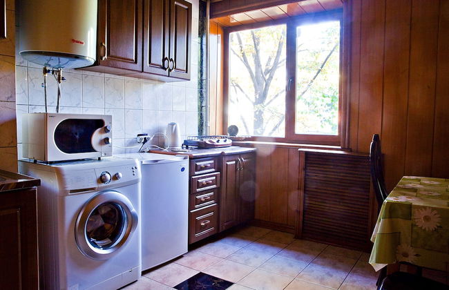 Lessor Apartments - Photo 27