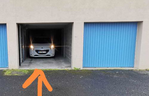 Garage double, 2 chambres, balnéo, 2 SDB, 3WC, à 5 minutes du Puy - Foto 6