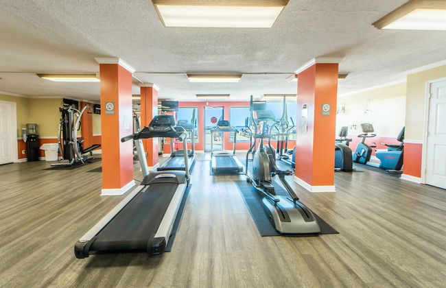 Regency Towers 1204 - Foto 24