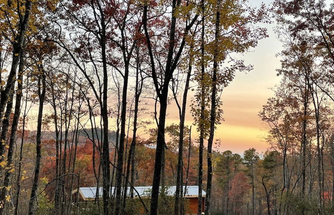 Meraki Escape - Log Cabins w/Hot Tubs + Pet Friendly - Foto 45