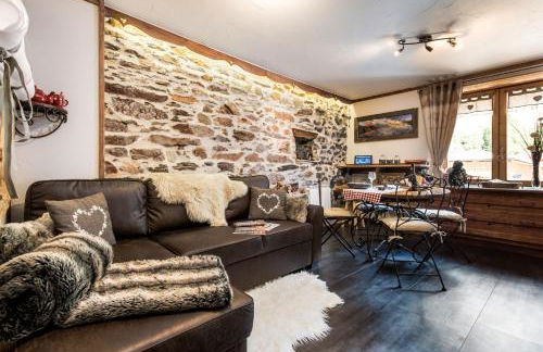 Aux pieds des cimes - Foto 1