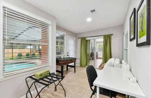 Red Royalty Pool, King Bed, Yard - Foto 41