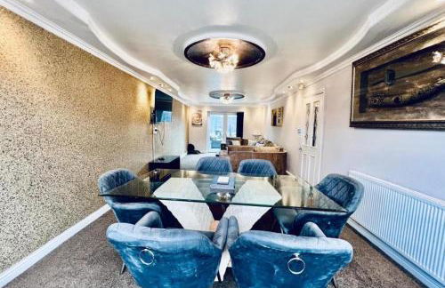 13 Guests - Free Parking - Manchester House - Foto 32