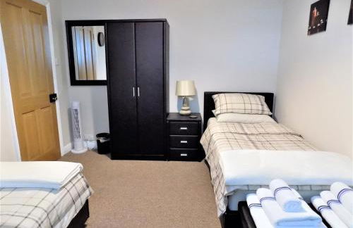 Number 12 Yorkshire Holiday House - Photo 20