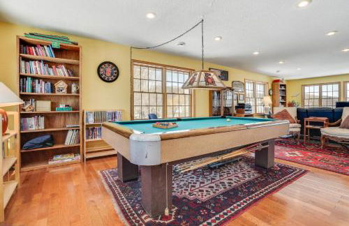 Waterfront Forest Lake Studio with Shared Dock! - Foto 13