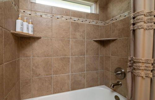 Pool, Games & World Cup Fun for the Whole Family - Foto 38