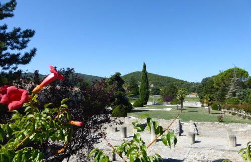 Chalet by Mont Ventoux With Stunning Views - Photo 42