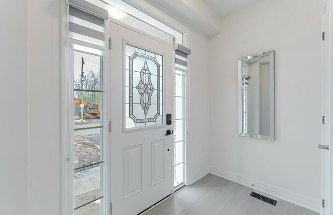 Waterfront Executive Villas - Photo 2