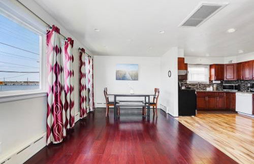 Spacious 7BD Sleeps 12 Near Boardwalk & Parking - Foto 5