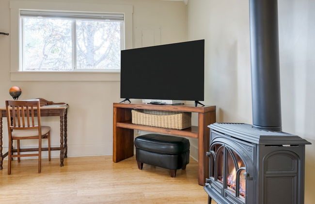 Riverfront Bend by Avantstay Private Dock Kayaks Large Yard w Views Hot Tub - Foto 8