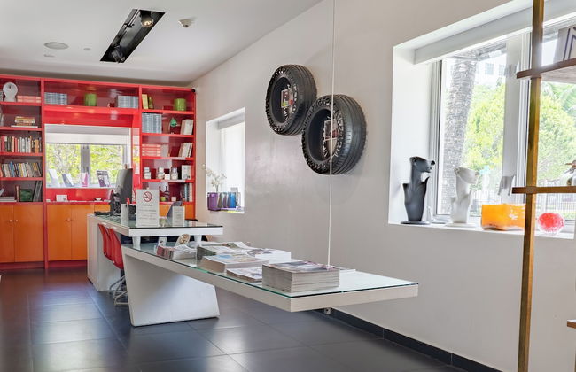 Blanc Kara - Adults Only - Foto 3