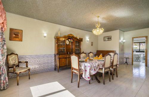 WHome Perfect Family Hideout Residence w/AC & 4BR + 5BA - Foto 20