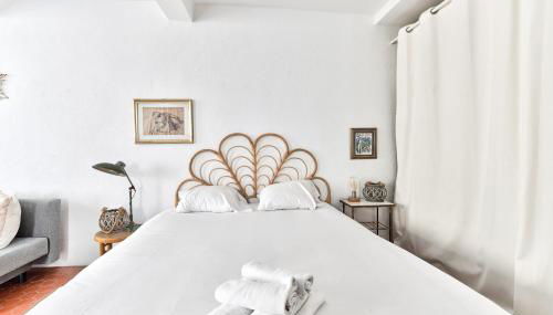 Superb studio au coeur du Panier - Photo 3