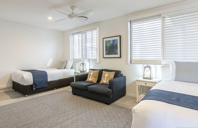 Bay Royal Apartments - Photo 13