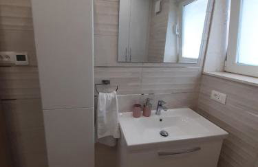 Apartment Lucky with Jacuzzi - Photo 7