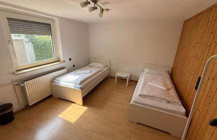 House in Sarstedt! contactless check-in 20P - Foto 7