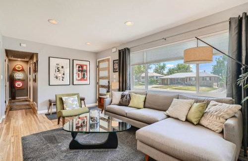 5235 E Atlantic Pl - Photo 2