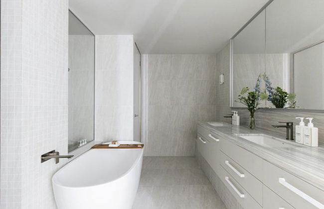 Kirra Point Holiday Apartments - Photo 32