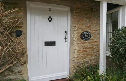 Cobblers Cottage - Photo 2