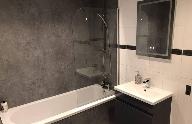 3-bed Apartment - Sleeps 6 - Parking, Wifi, Pets - Foto 16