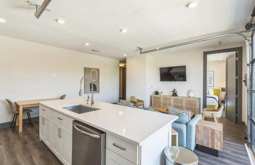 Gorgeous Apt for 8 with Rooftop & Gym Near DT - Foto 11