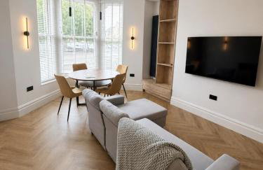 East Parade Collection, Opaz House Flat 1 - Photo 1