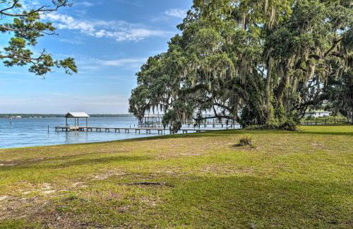 Waterfront Retreat, Near Fishing and Boating! - Foto 31